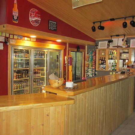 Alcan Motor Inn Haines Junction Zewnętrze zdjęcie